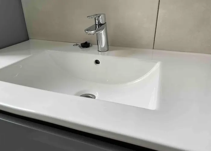 Vivez A Pied, T2 Cosy Avec Jardin, Proche Gare Et Canal Du Midi شقة